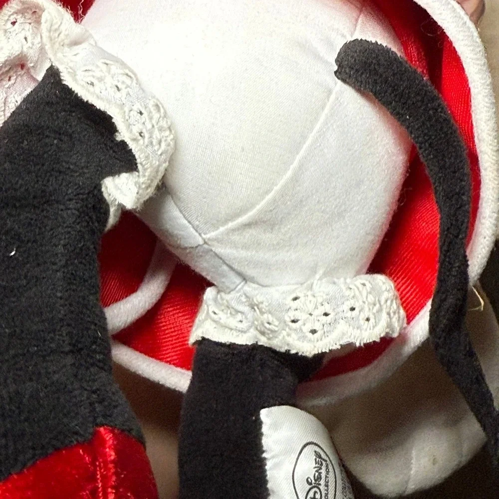 14 inch plush Minnie Mouse‎ 2016